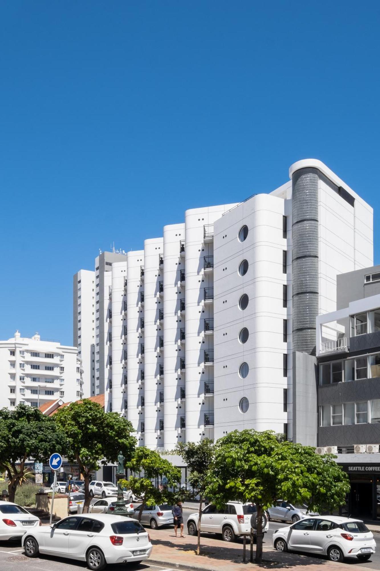 Flamingo 209: Sea Point Aprt With Mountain Views * Cape Town